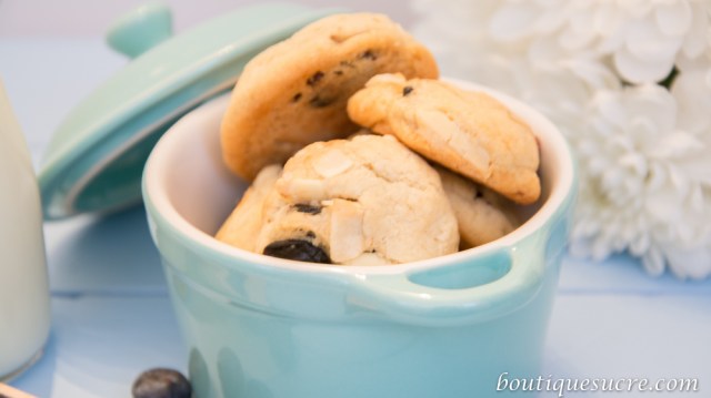 Cookies De Chocolate Blanco, Arándanos y Coco.